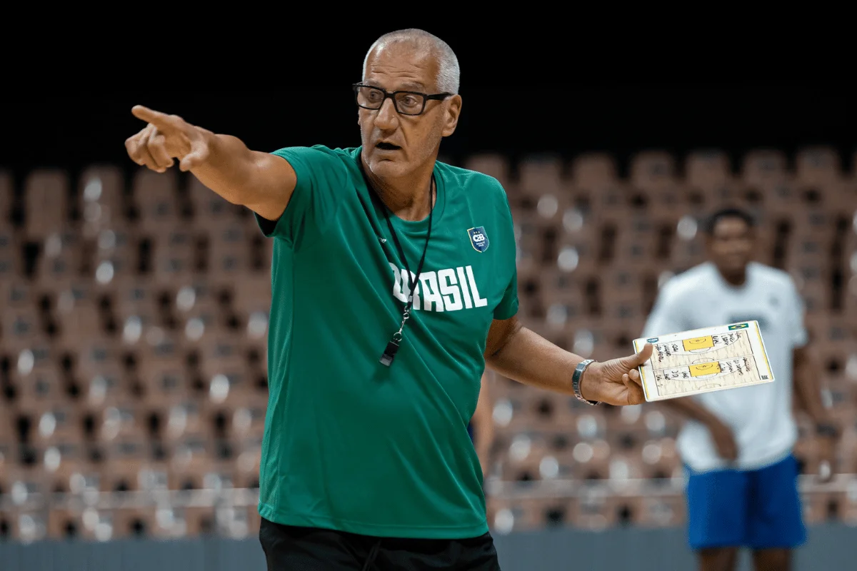 Basquete: Petrovic define atletas do Brasil que jogarão em Brasília