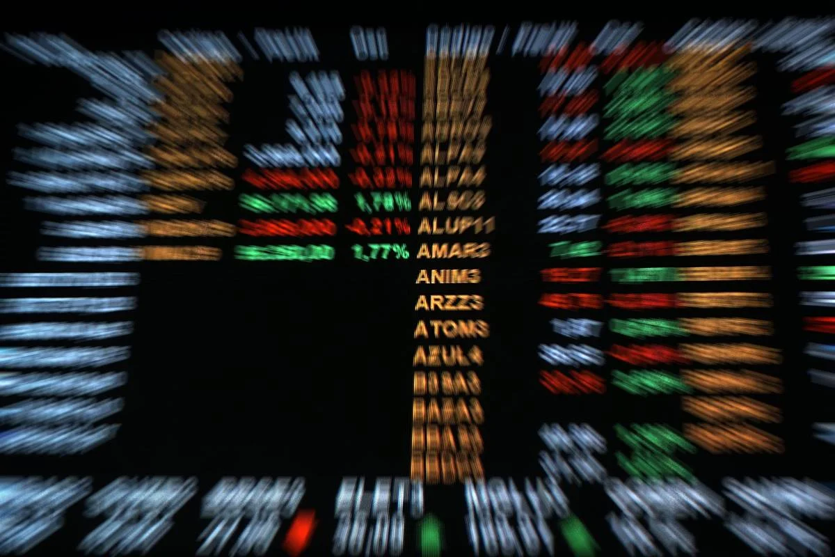 Bolsa tem estabilidade nesta segunda em meio à alta do petróleo