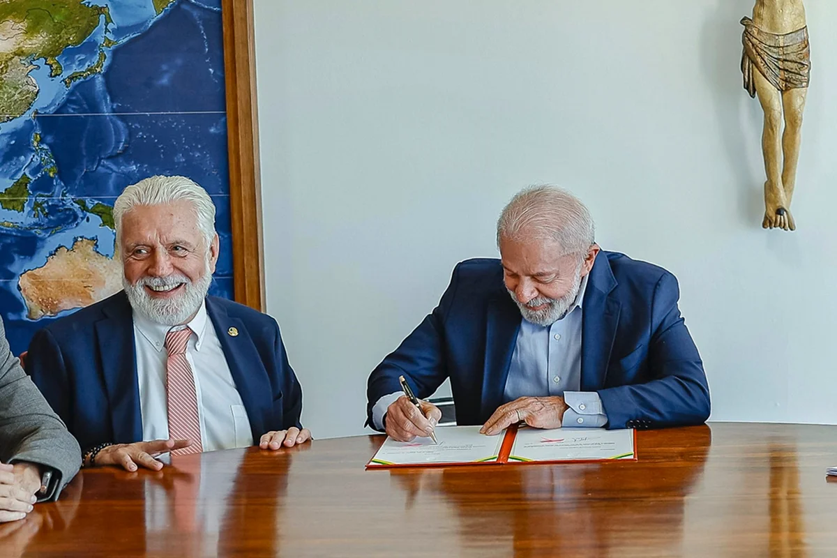 Jaques tenta agenda para encontrar Lula nesta terça