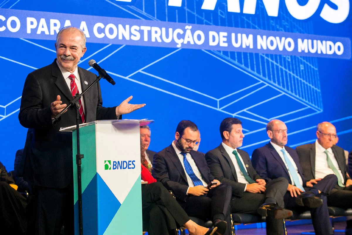 BNDES celebra 74 anos com expansão histórica do crédito
