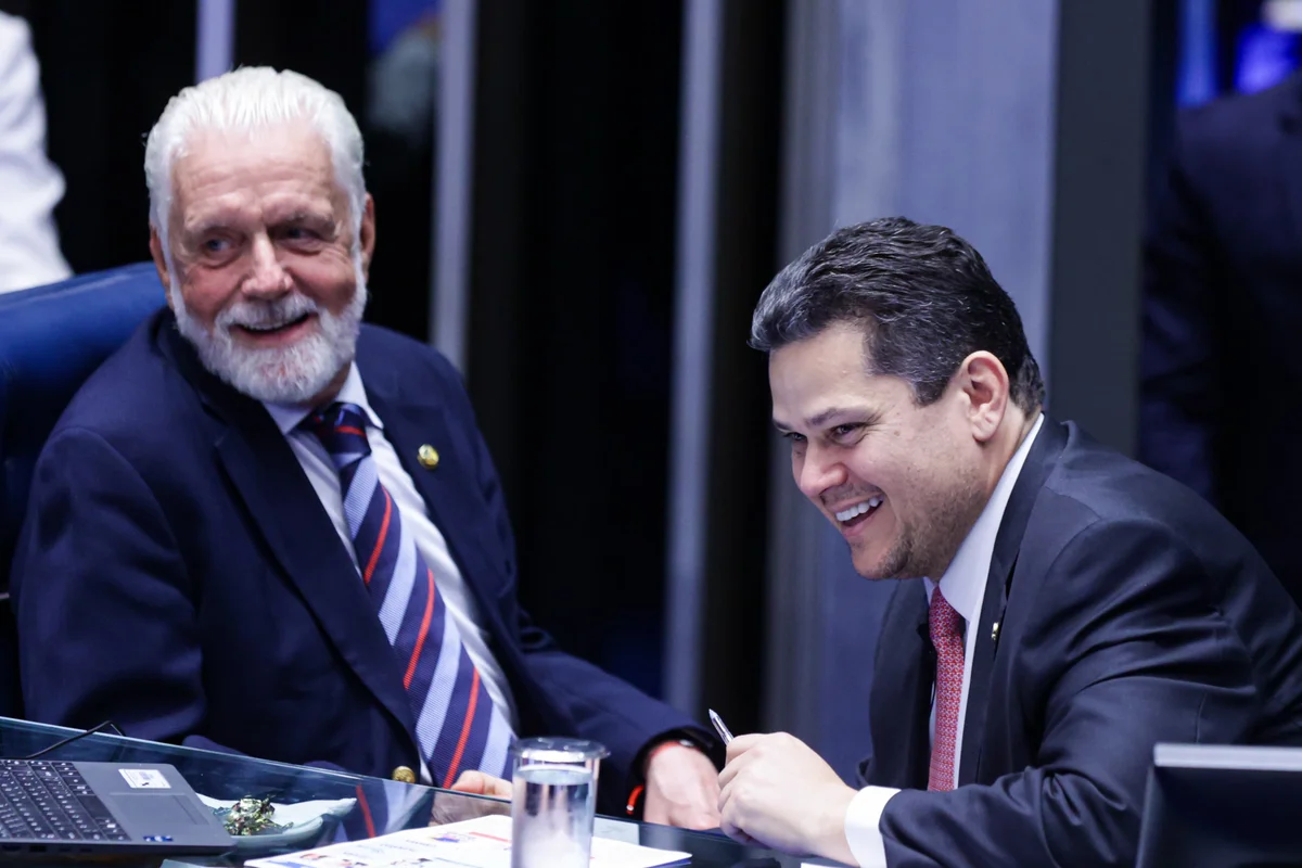 Alcolumbre defende Jaques e Senado vai entrar como parte no Caso Master