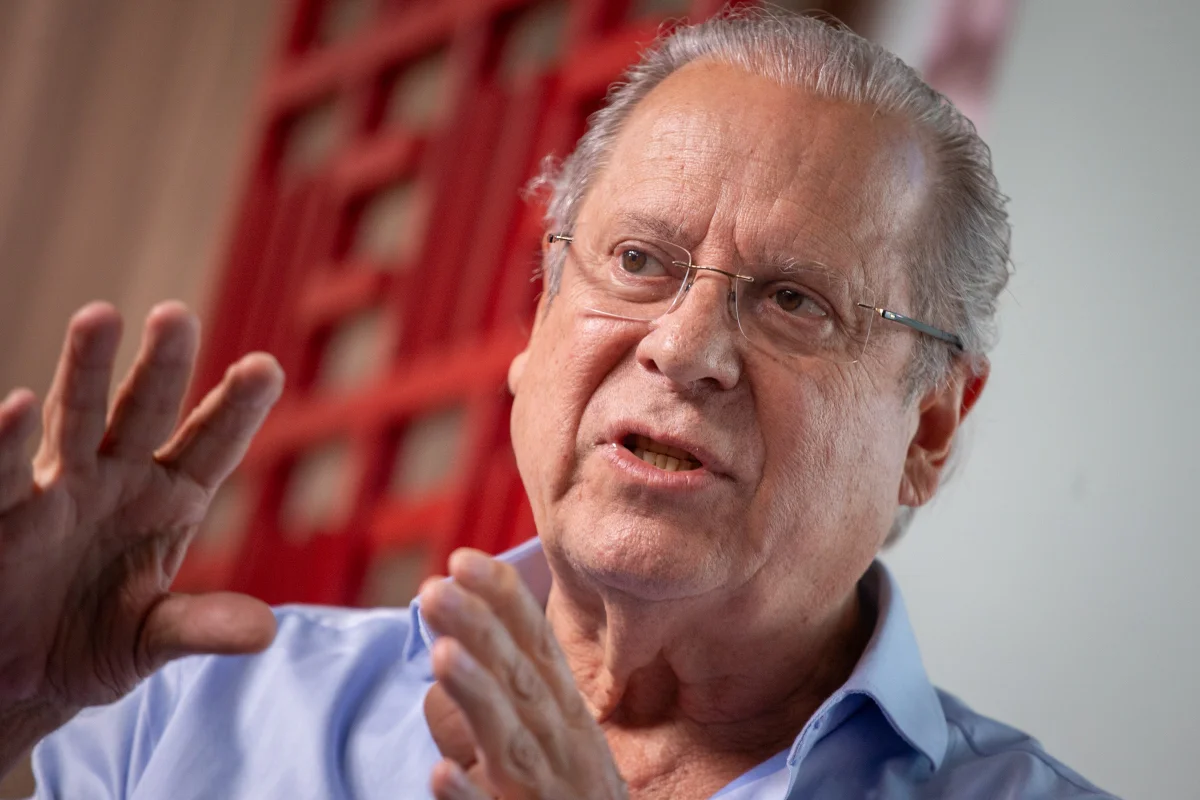 "Quem vai decidir os rumos do país é o Congresso", diz José Dirceu