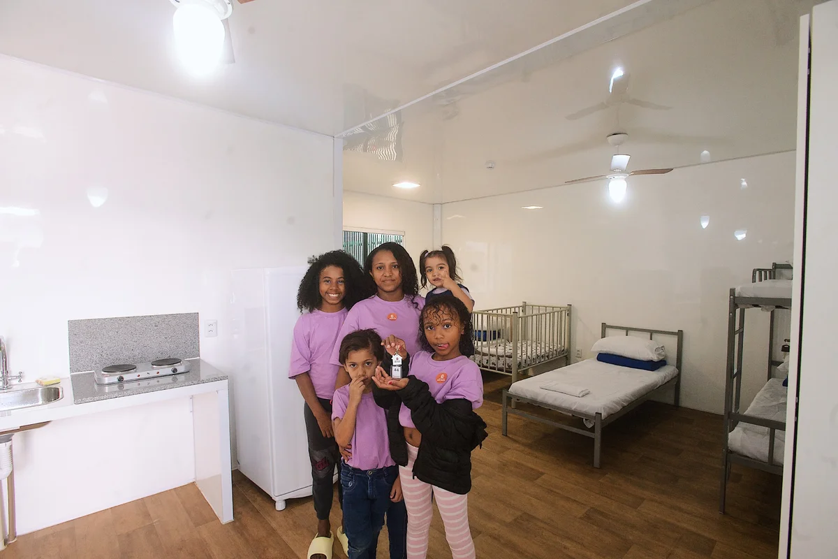 Vila Reencontro São Mateus I é inaugurada com 94 módulos habitacionais