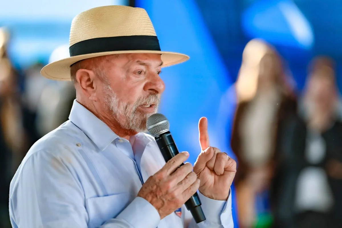 Após conversa com Lula, PT decide por candidatura própria em Minas
