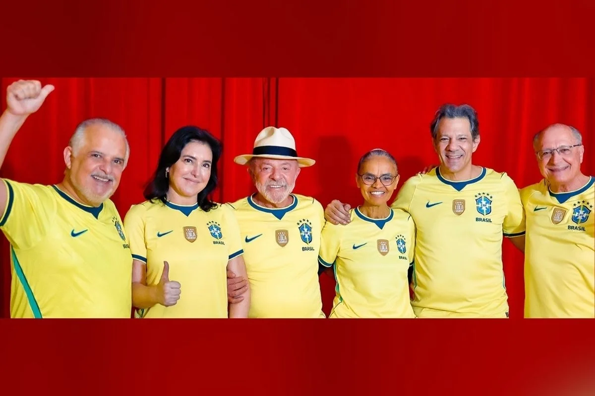 Em reunião com Lula, até Haddad se dispôs a ser vice em SP