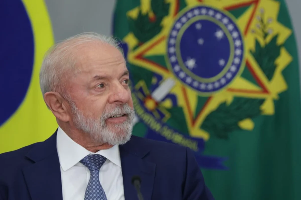 Lula diz a Delcy que enviará "o que for necessário" para a Venezuela