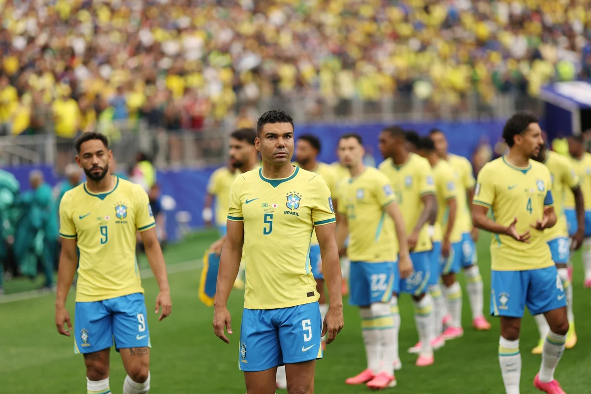 "Pesa para qualquer adversário", diz Falcão sobre Brasil na Copa