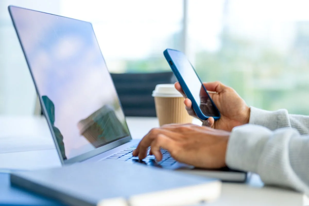Publicidade na internet supera TV aberta pela 1ª vez no Brasil