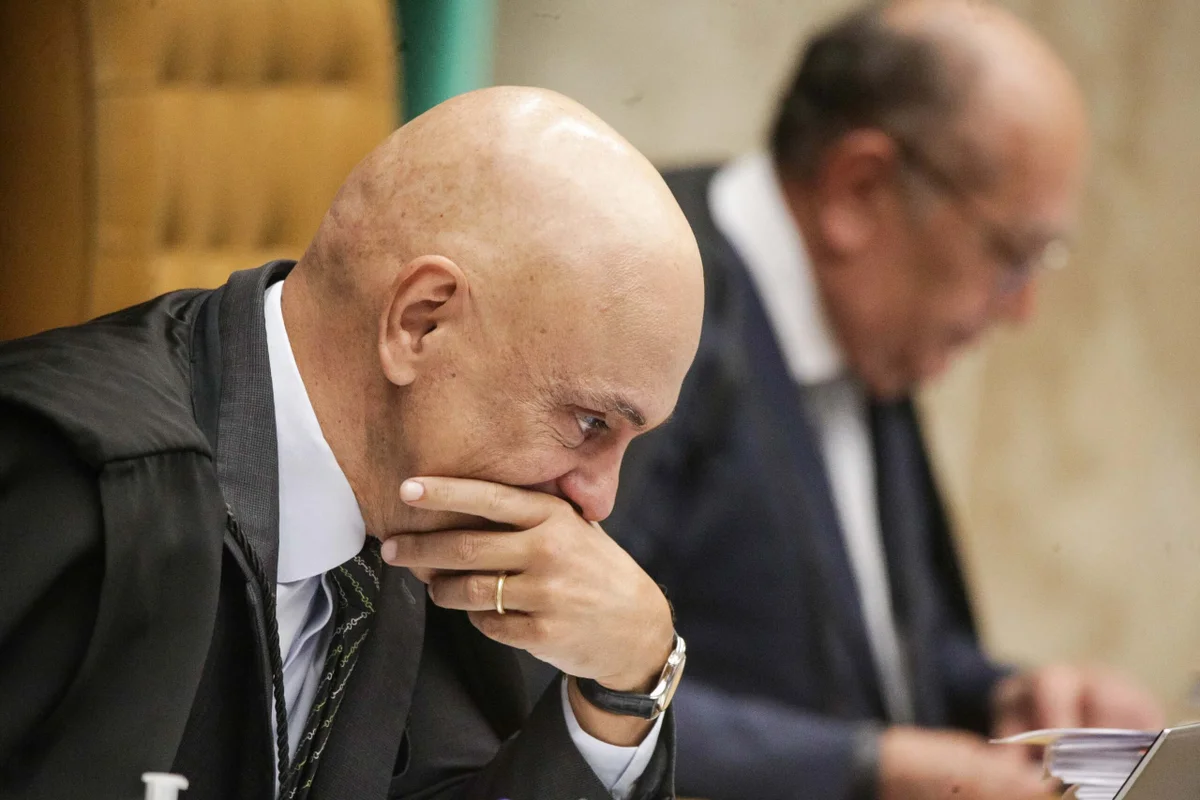 Rumble diz que AGU mudou versão para defender Moraes nos EUA