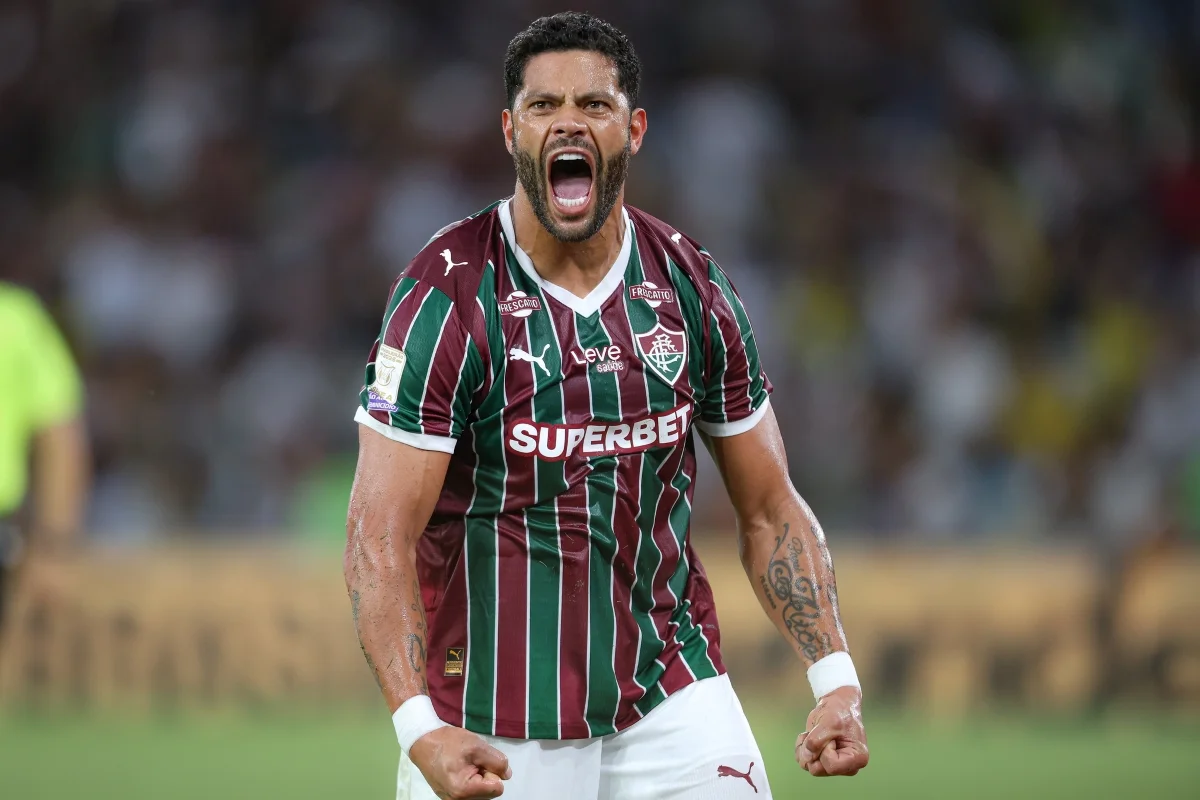 No Fluminense, Hulk comemora vitória do Atlético