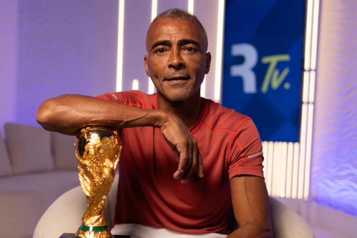 Romário diz que abriu mão do salário de senador durante a Copa do Mundo