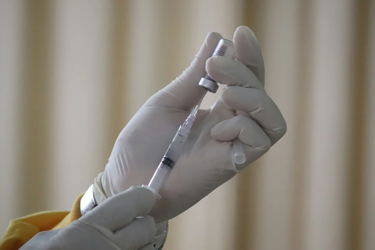 Vacina anual da gripe é definida a partir da vigilância do influenza