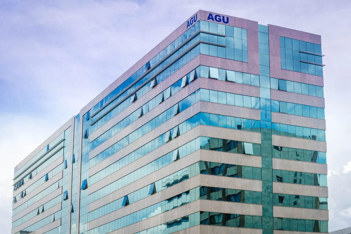 CGU manda AGU divulgar dados que permitem identificar supersalários