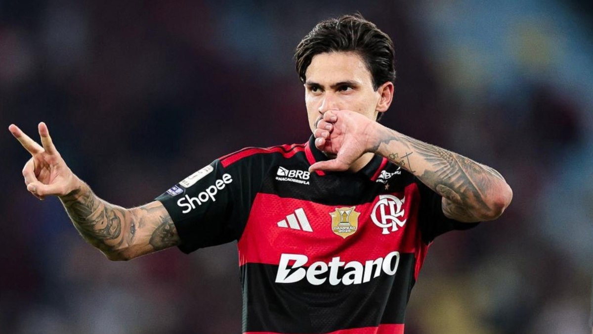 Craque do Flamengo se pronuncia após 'chilique' em substituição
