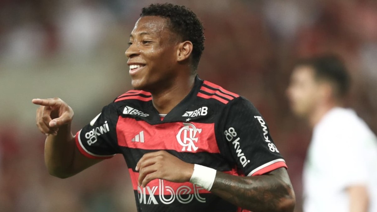 Polêmico titular pode trocar Flamengo pela Rússia