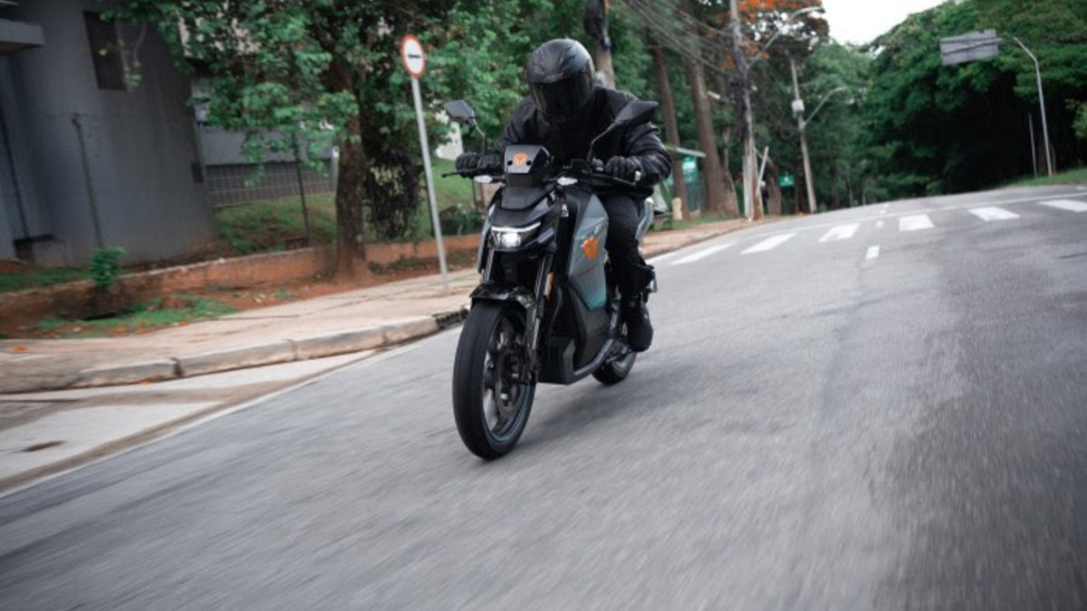 Motos elétricas crescem 47% e tentam sair do nicho no Brasil