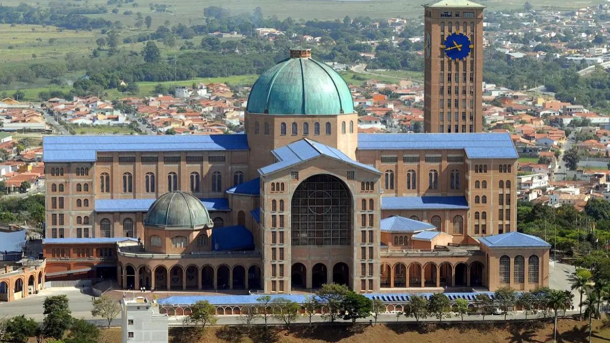 Santuário Aparecida funciona 24h a partir de hoje