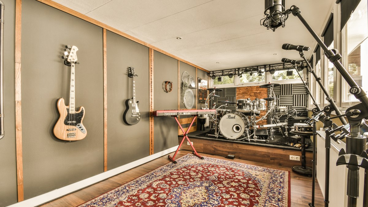 É possível construir uma carreira musical sem sair do interior?