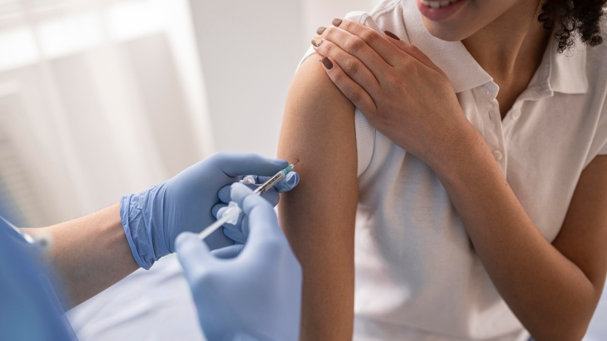 Vacinação contra HPV para jovens é prorrogada até dezembro