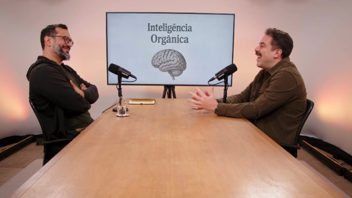 Rom Justa: O Permapocalipse e a Coruja Apofática