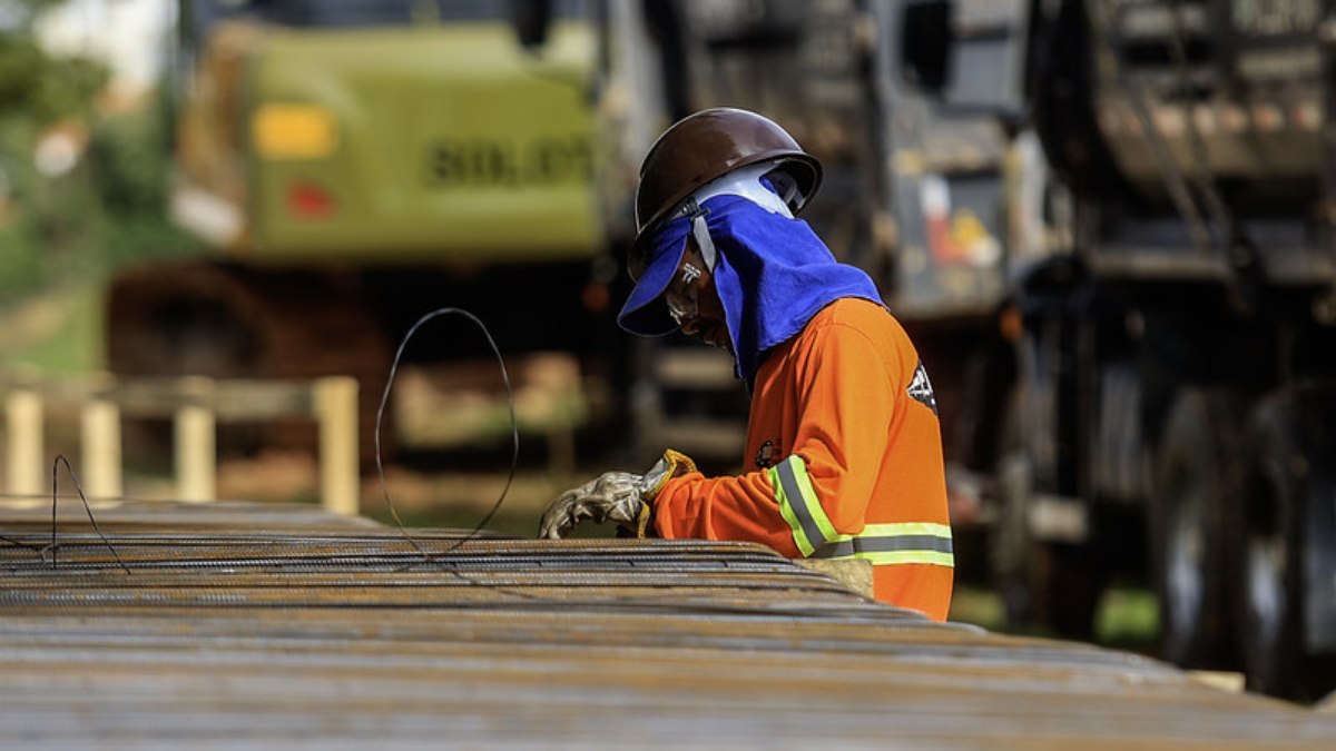 São Paulo lidera economia do país com recordes de emprego