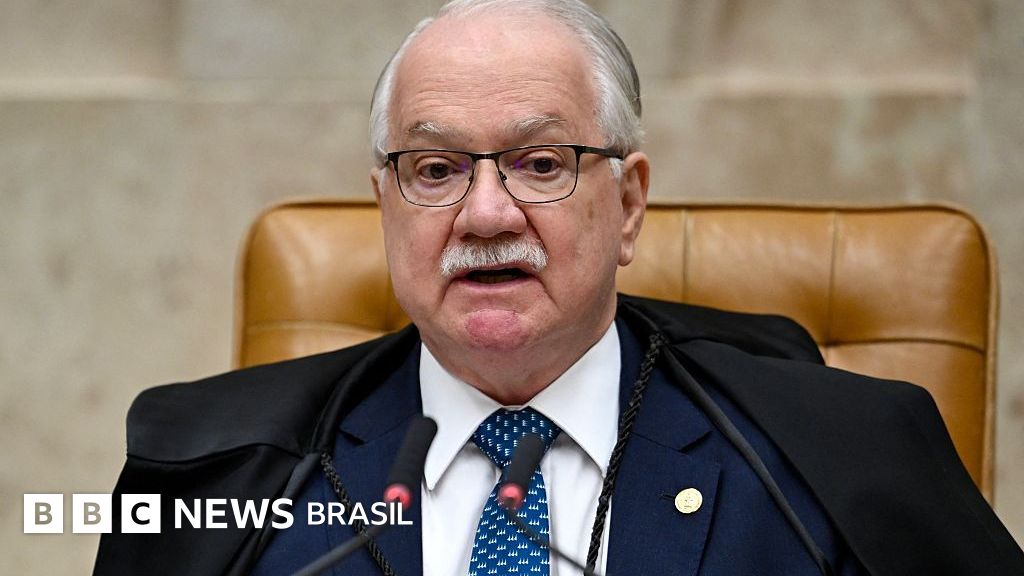 Em carta a Fachin, ministros aposentados manifestam apoio e cobram apuração 'pública' e 'rigorosa' diante de crise no STF