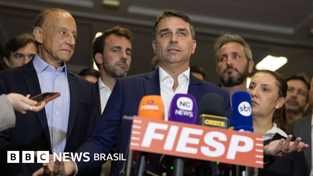 Como é o projeto de trabalho flexível apoiado por Flávio Bolsonaro que vai na contramão da PEC do fim da 6x1