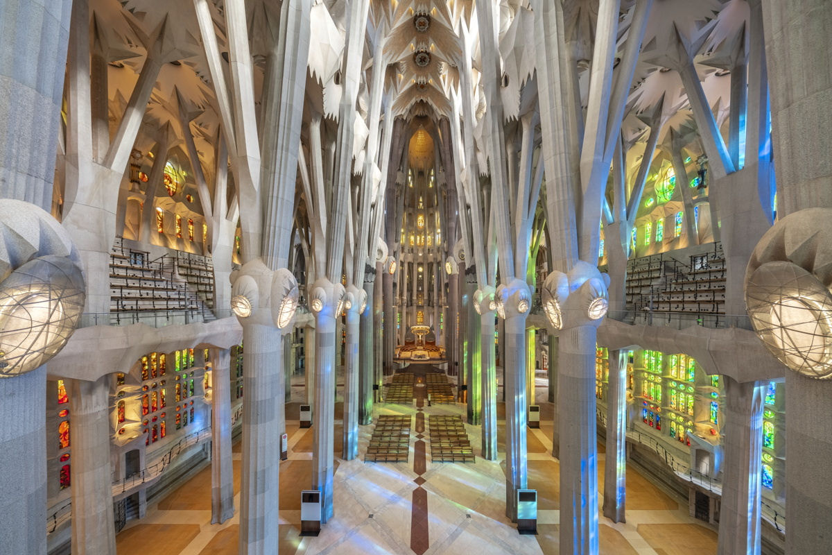 A Sagrada Família de Barcelona enfrenta mais um obstáculo para sua conclusão: 200 vizinhos furiosos