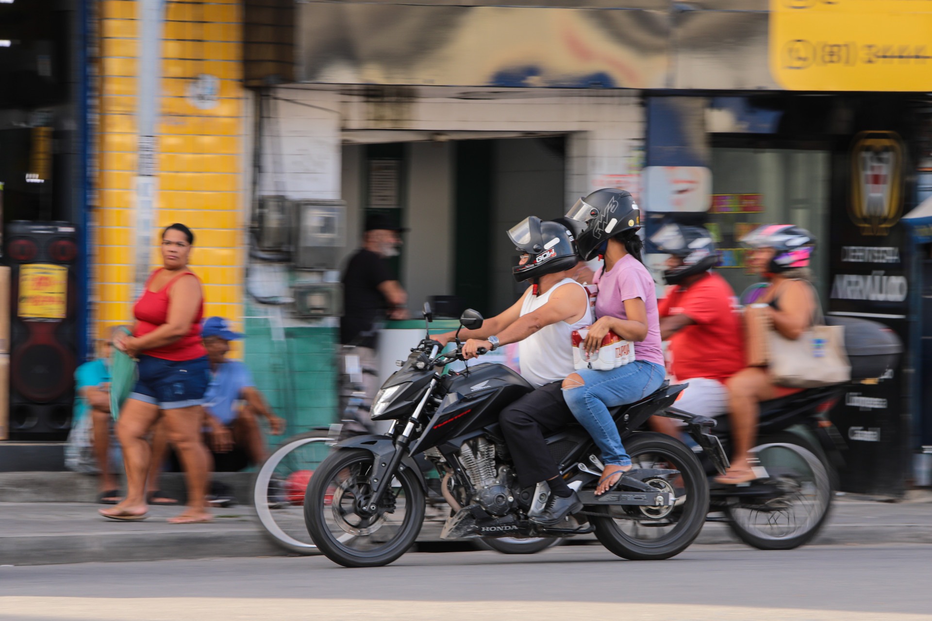 Transporte por moto: Ivete Sangalo, podemos conversar sobre as motos por aplicativo?