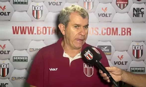 Cláudio Tencati elogia base, sistema de jogo e apoio da diretoria do Botafogo-SP