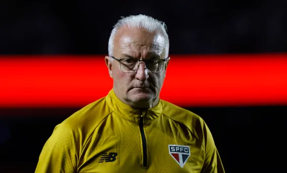 Dorival se explica sobre fala após eliminação e faz as pazes com a torcida