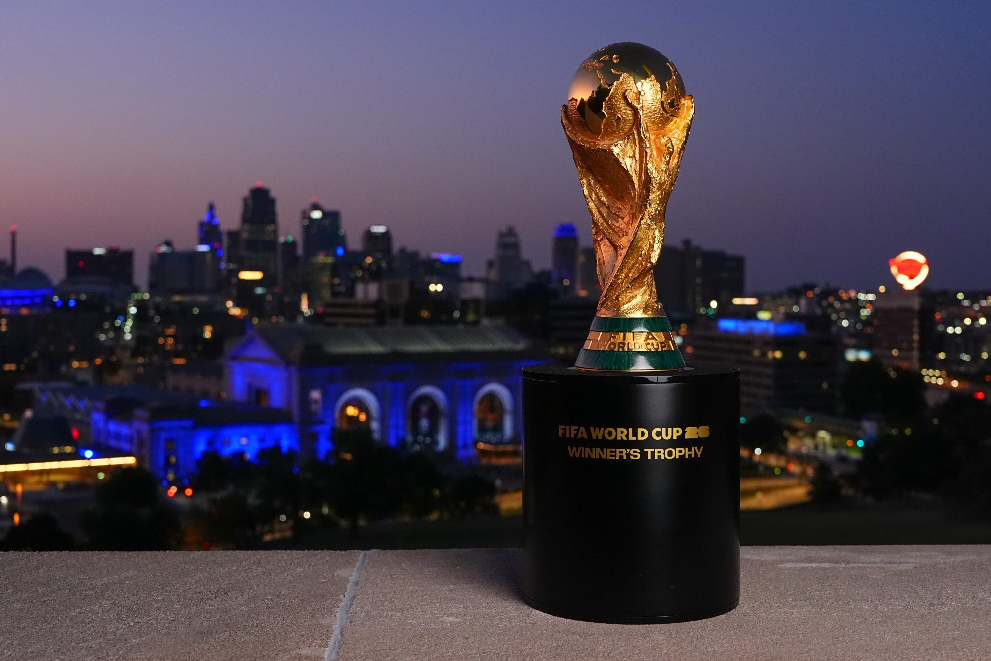 Brasil à caça do hexa: maior Copa do Mundo da história começa hoje