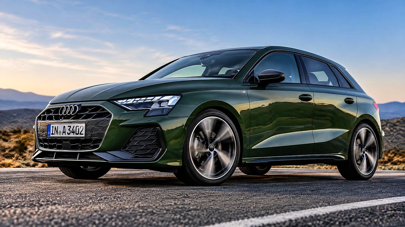O Audi A3 completa 30 anos com mais de 6 milhões de unidades produzidas e uma história no Brasil que passou duas vezes pela fábrica no Paraná