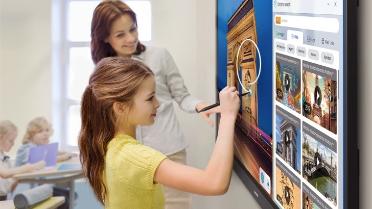Samsung apresenta novas ferramentas educacionais para telas interativas na ISTELive 26