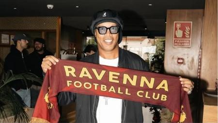 Ronaldinho leva time da Série C italiana aos holofotes, mas papel é incerto