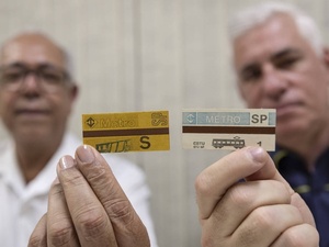 Metrô de São Paulo aposenta de vez bilhete magnético após mais de 50 anos