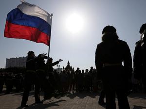Ataques de drones da Ucrânia matam 5 pessoas e ferem 28 em áreas da Rússia