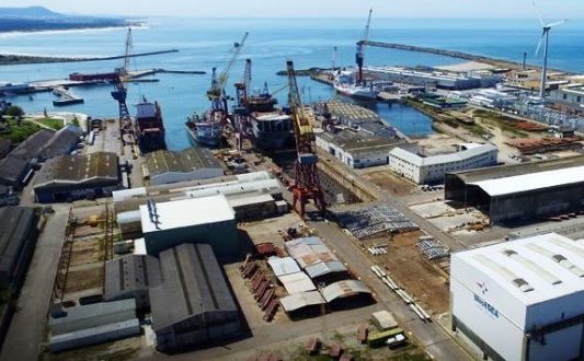 Trabalhadores do Arsenal do Alfeite exigem que Governo clarifique futuro do estaleiro