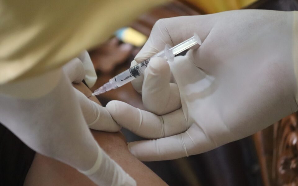 Moderna dispara 151% e Merck sobe 10% com ensaio bem sucedido de vacina contra cancro da pele