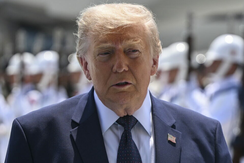 Trump publica mapa com bandeira dos EUA que abrange México, Caraíbas e Canadá
