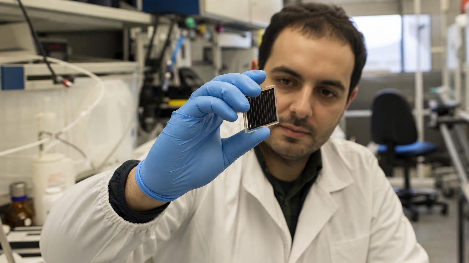 Investigadores de Coimbra criaram um painel solar que funciona mesmo com pouca luz
