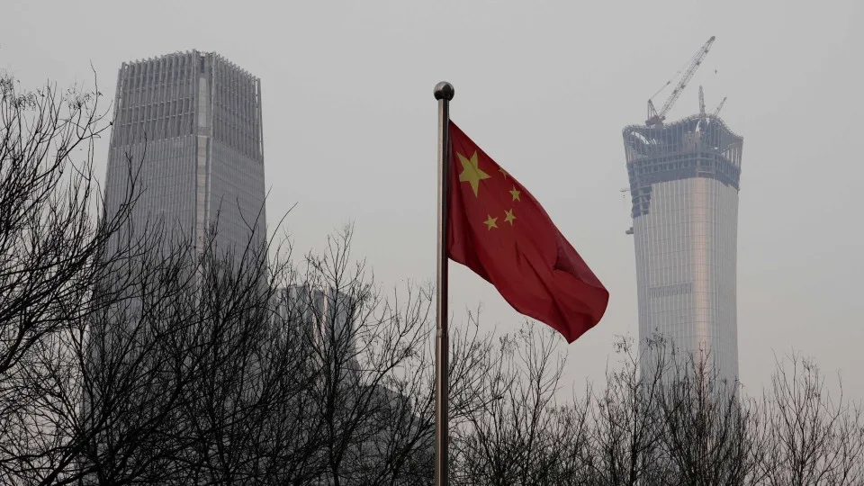 Cinco mortos após camião em testes colidir com carrinha no norte da China