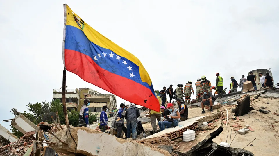 Portugal envia 3 toneladas de medicamentos para a Venezuela