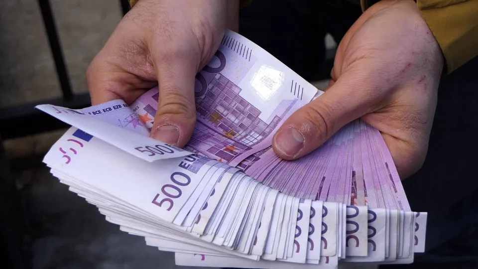 Ultraperiferia? Portugal, Espanha e França pedem "financiamento adequado"
