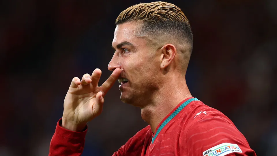 "Agarro na mala e vou embora". Como Cristiano Ronaldo abandonou a seleção