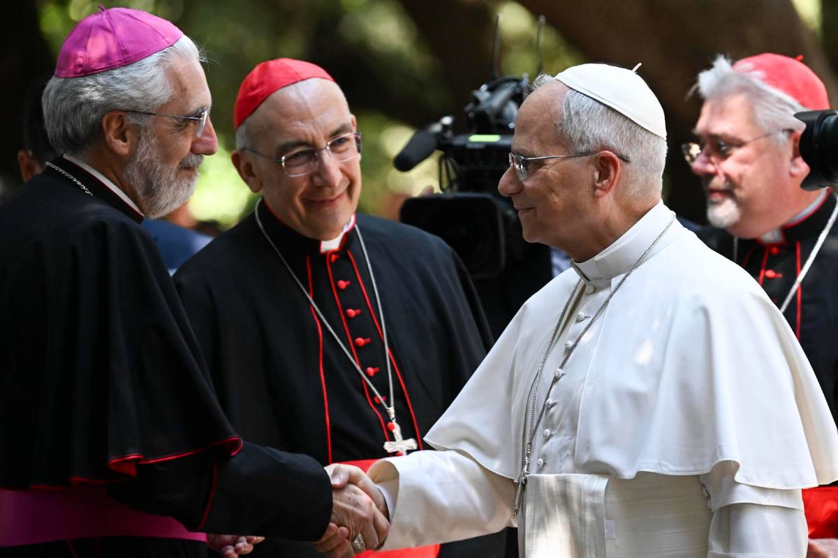 Papa Leão XIV rejeita imagem de Deus como figura de poder e domínio