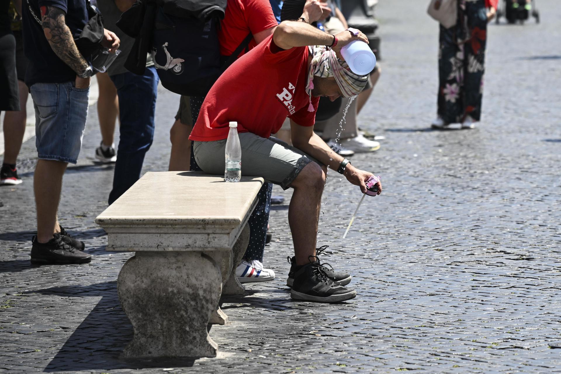 Esquerda tenta barrar uso de ar-condicionado em países da Europa mesmo sob onda de calor recorde