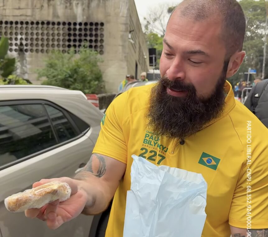 Deputado flagra ônibus e pão com mortadela em ato da esquerda que tentou invadir Paulista