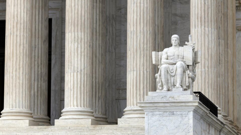 Grandes democracias adotam regras rígidas para fiscalizar tribunais supremos