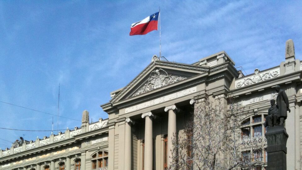 No Chile, três ministros do Supremo foram afastados em um ano e sociedade cobra reforma judicial